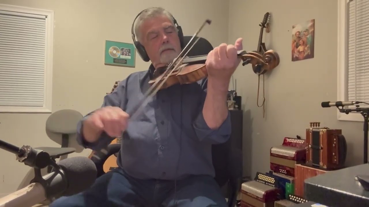 Robert Benoit : Saddle The Pony