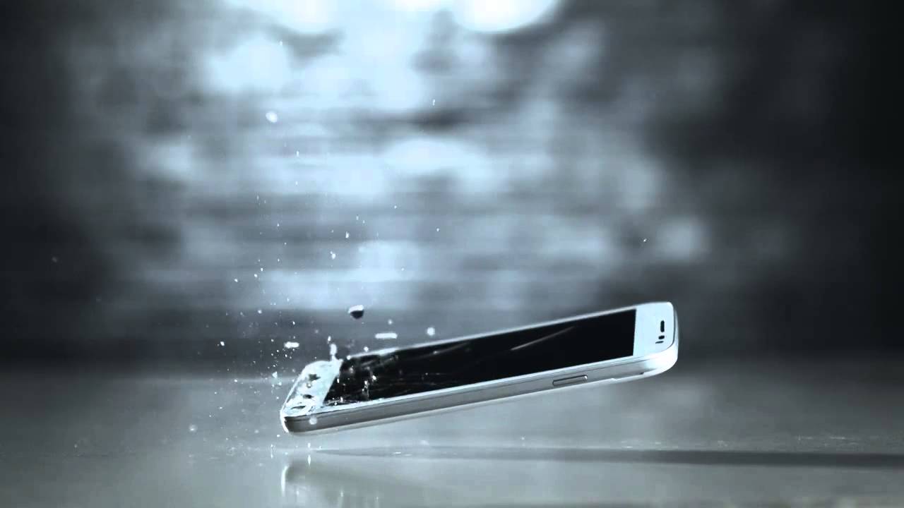 Motorola Droid Turbo 2 Commercial 1