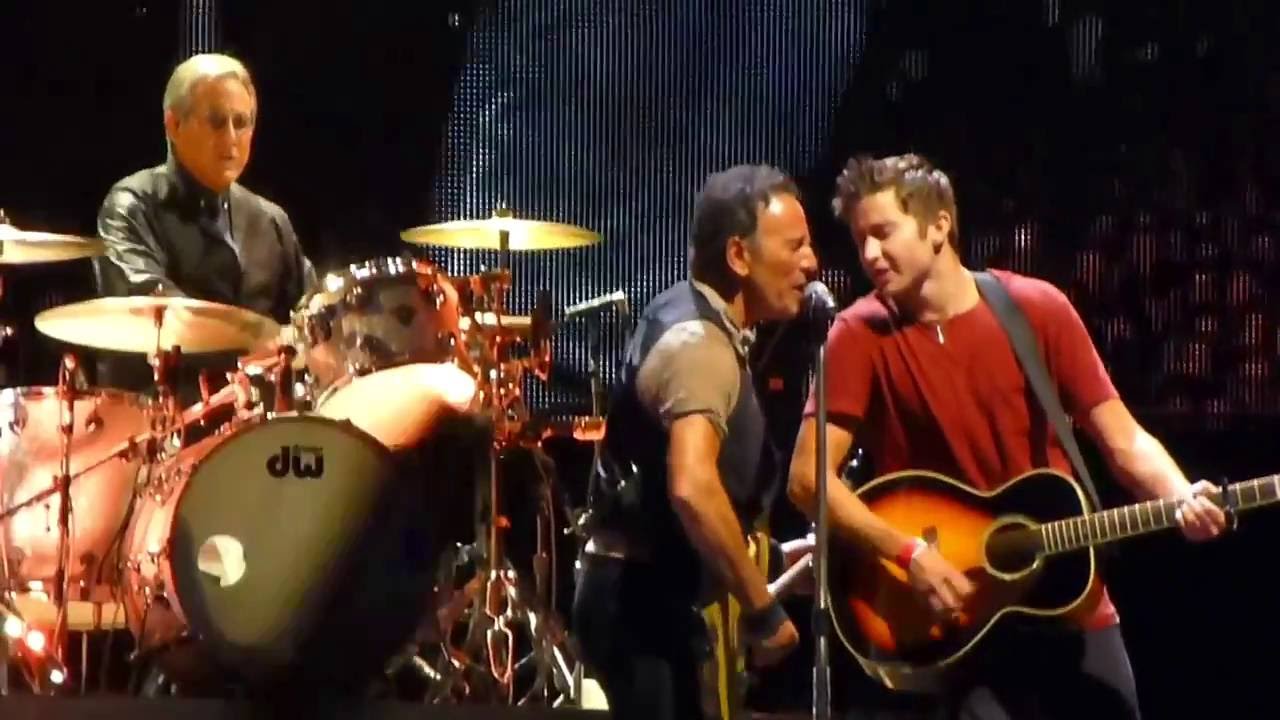 Bruce Springsteen & Matthew Aucoin - No Surrender (Multi Cam) - Philadelphia (9/9/16)
