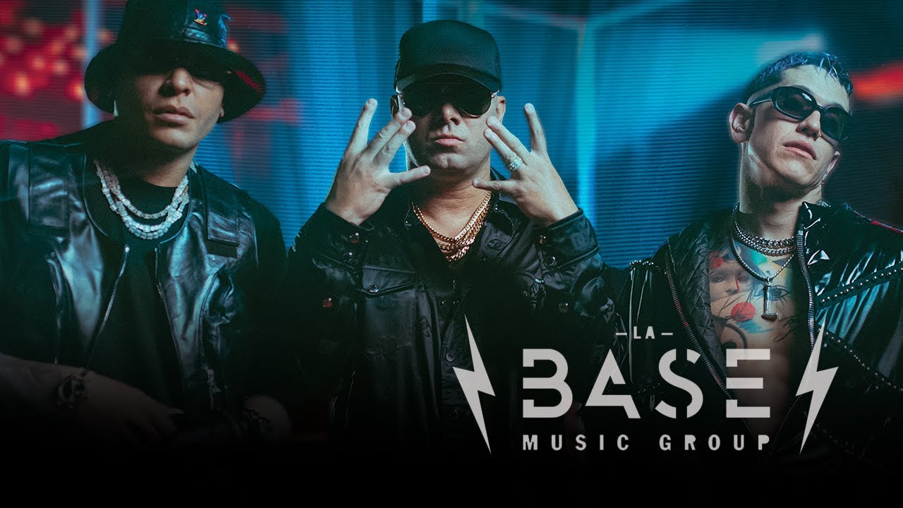 Wisin, Lenny Tav&aacute;rez, Darell - AVENTURA 2.0 (Official Video)