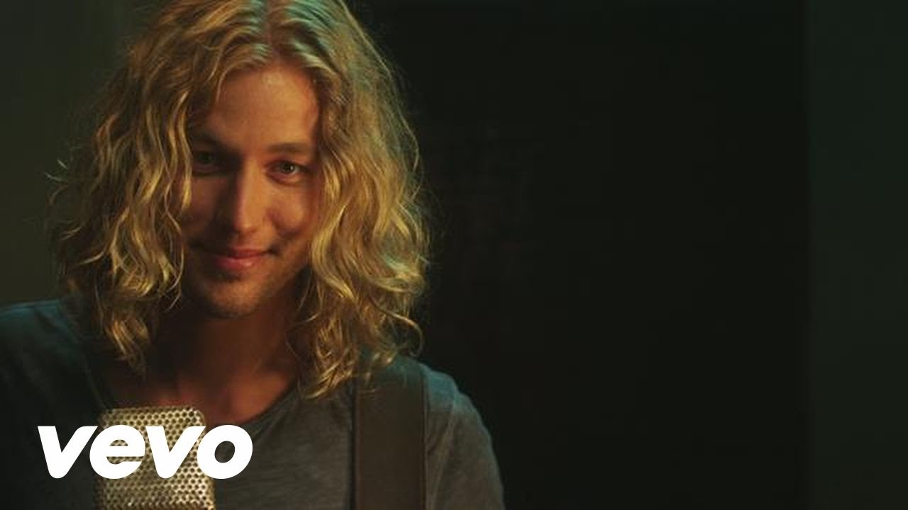 Casey James - Let's Don't Call It A Night (Official Video)