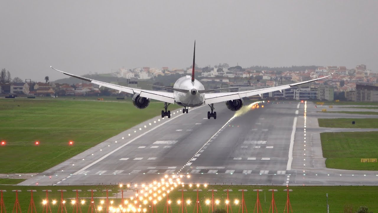 Heavy Planes Landing at Lisbon Humberto Delgado Airport LPPT