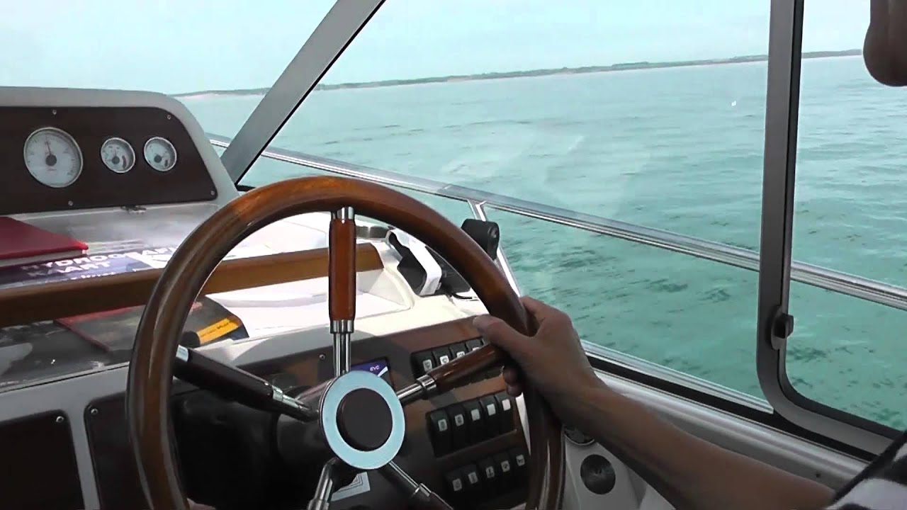 Nimbus 320 Jouster clips Dover to Solent June 2014