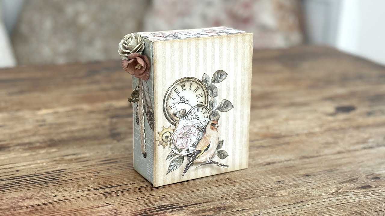 Mini Album: Vintage Keepsake