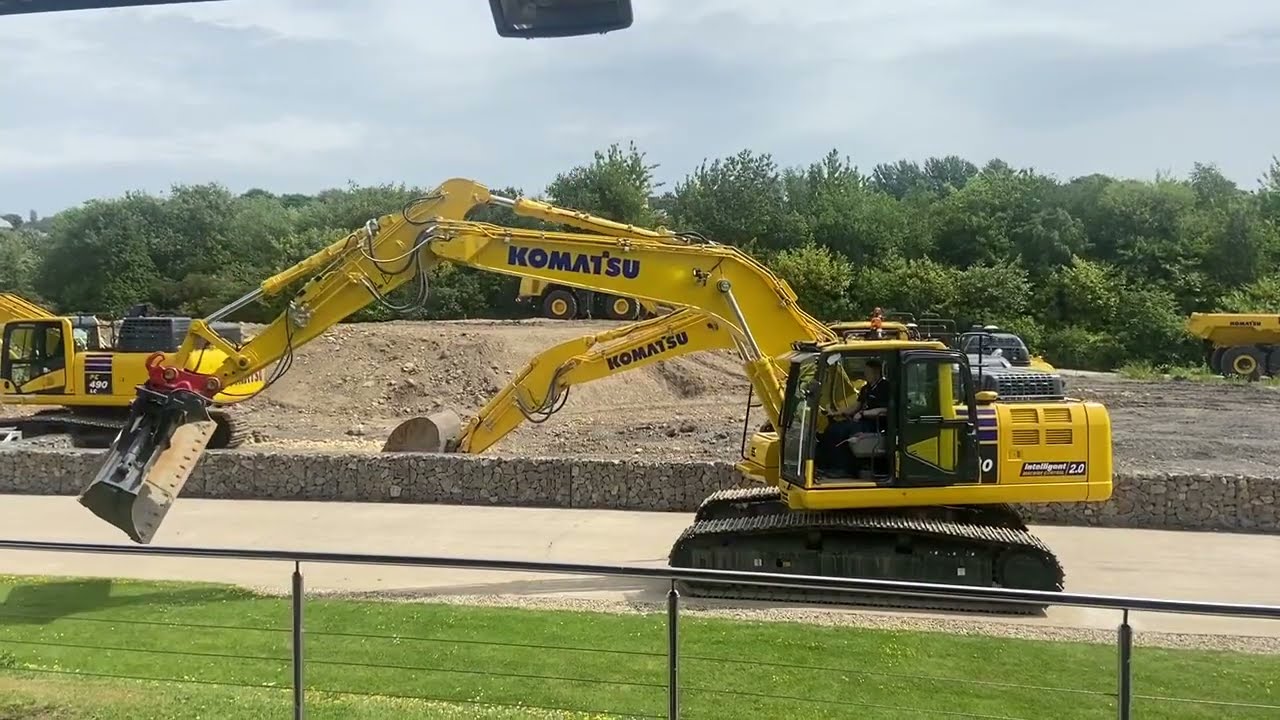 Demonstration of the Intelligent Machine Control (IMC) at Komatsu UK factory