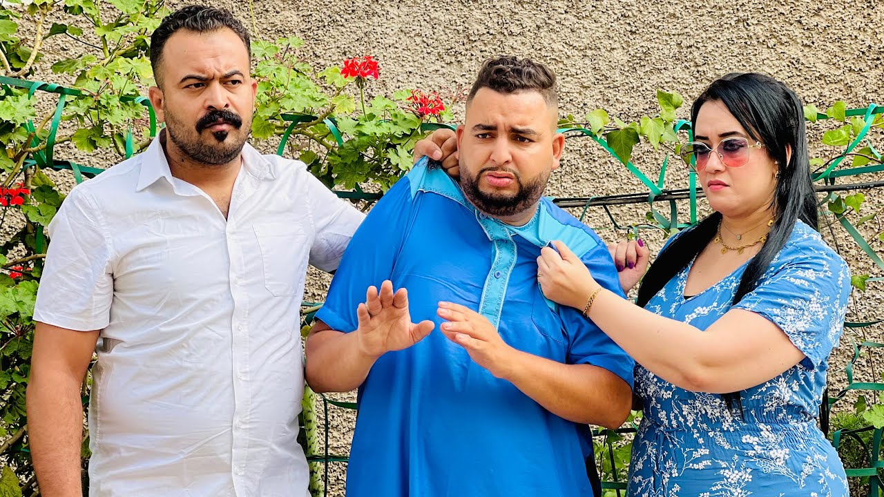 فيلم قصير : كيشفر لمو فلوس على قبل😱 و هيا خدامة غير في الميناج 😱 وكيكذب على خطيبتو حيت...نهاية صادمة