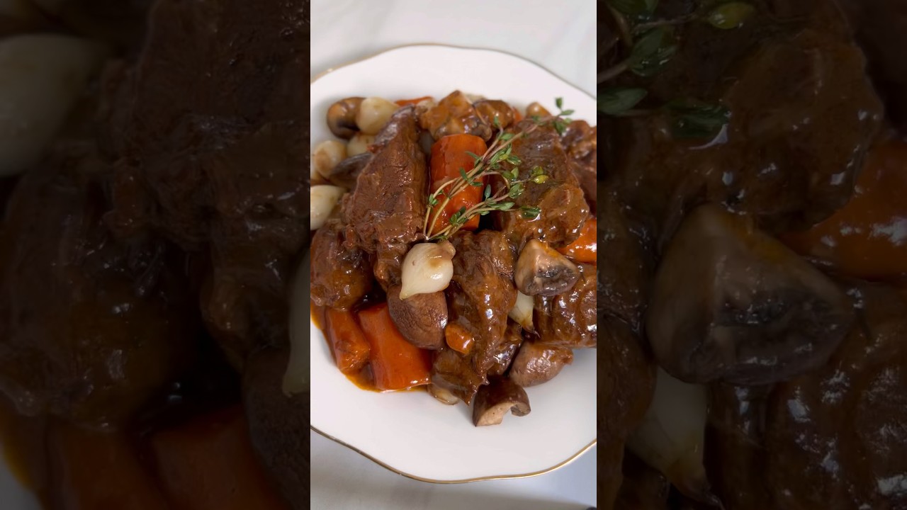Julia Child&rsquo;s Boeuf Bourguignon! 🍽 #shorts