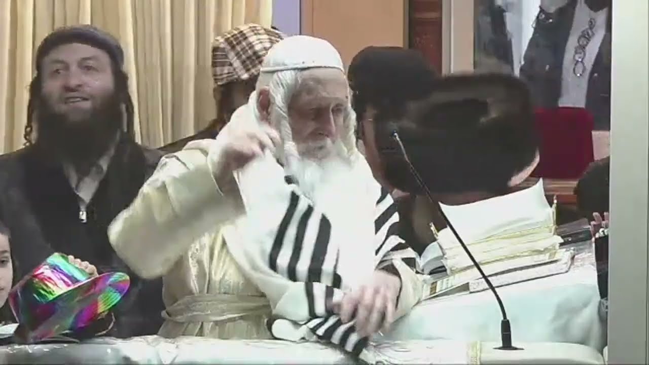 שידור חי - פורים - תפילת ערבית - קריאת המגילה - שירה ושיעור עם הצדיק הרב ברלנד יום ג' 03/03/26