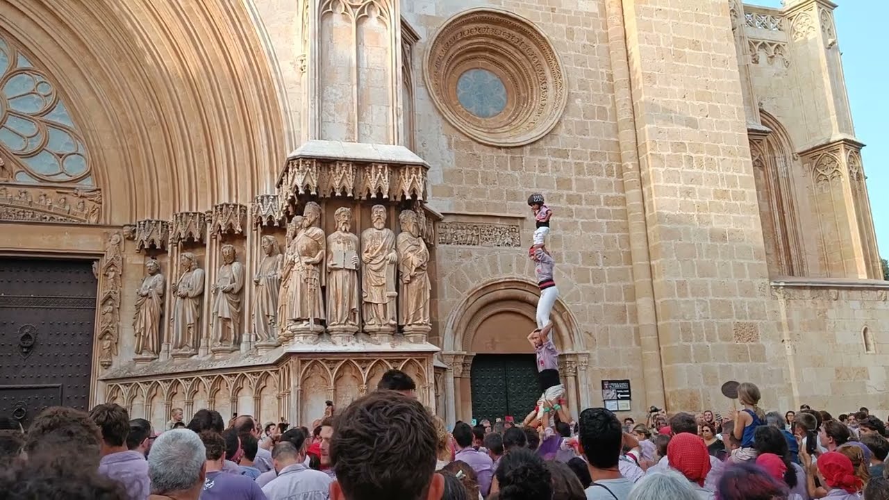 Pilar caminant - Tarragona Ciutat de Castells - Tarragona - 19/7/2023