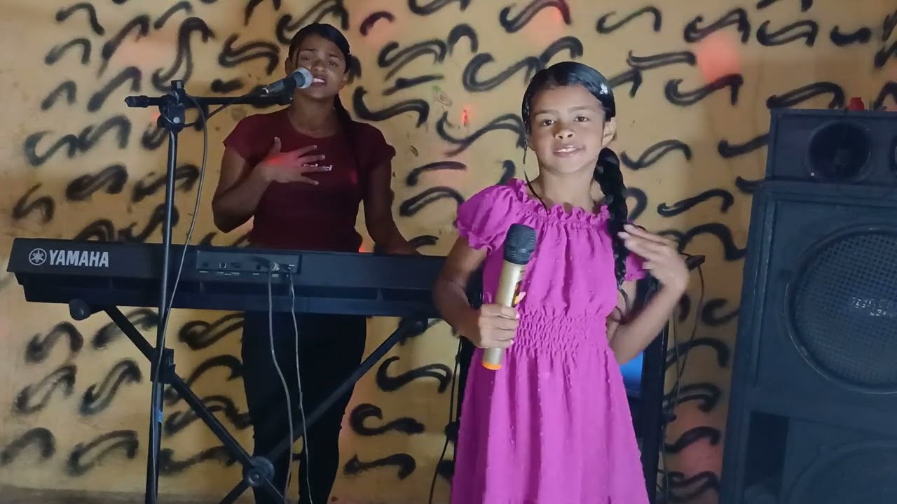 Calcinha Preta - Como vou deixar você - Karolaine Duarte e Eliane Duarte ao vivo
