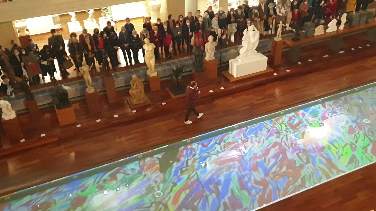 Performance de Réda Kateb, Sylvain Groud et Nadjib Ben Bella pour les 20 ans du Musée La Piscine 🎂