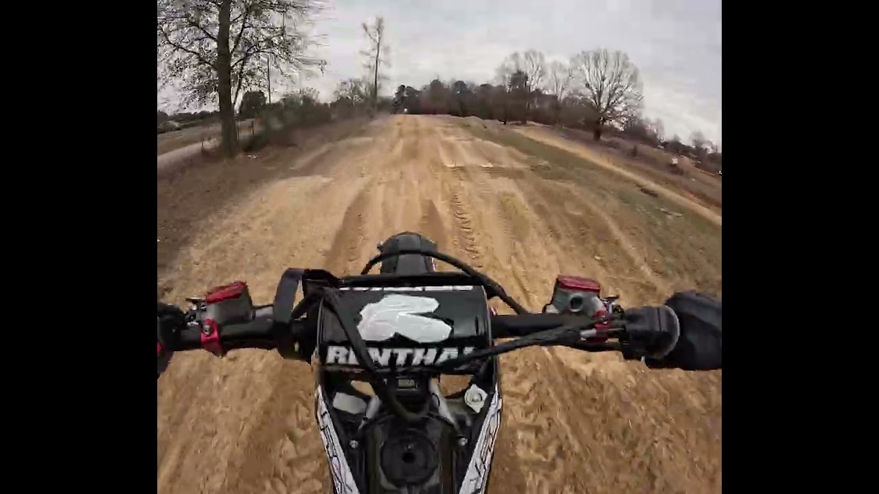 Full lap around 6' Under MX