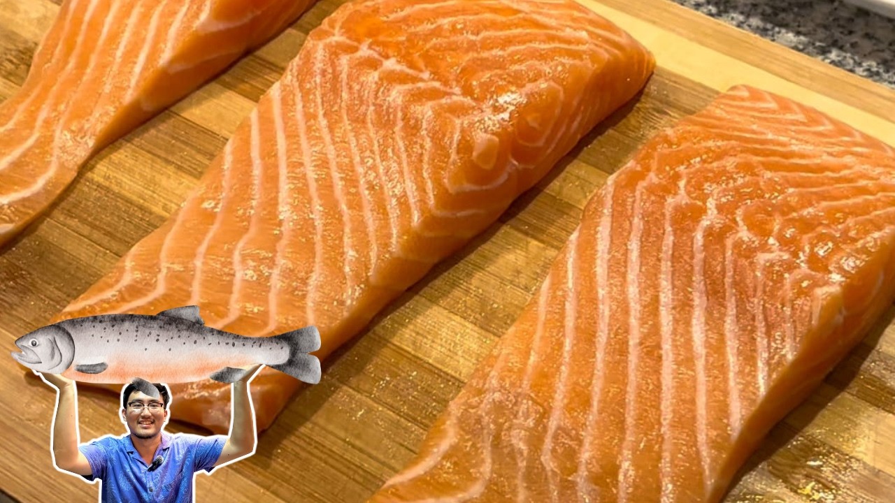 COMO CORTAR FILÉ DE SALMÃO PARA SUSHI E SASHIMI (aprenda os cortes de sushi) | Akira Go | Cook