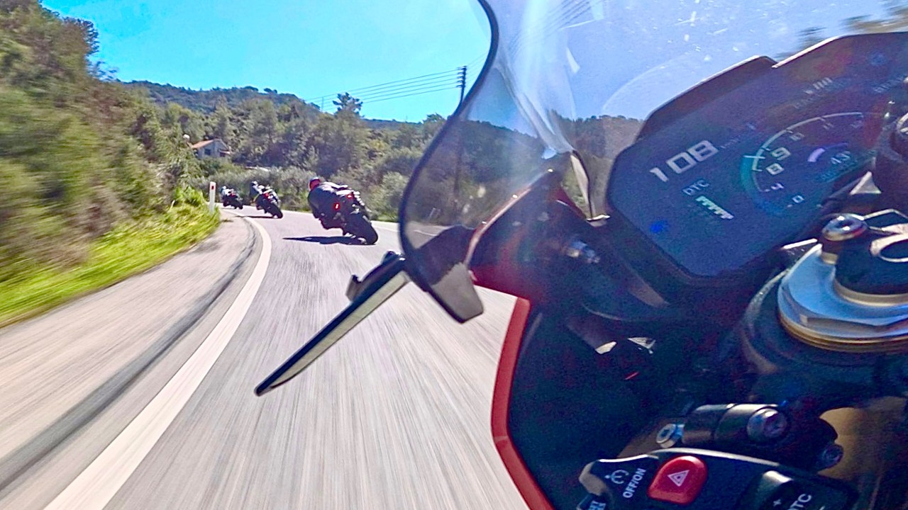 Hunting down the Lead. Intense Motorcycle chase!!!