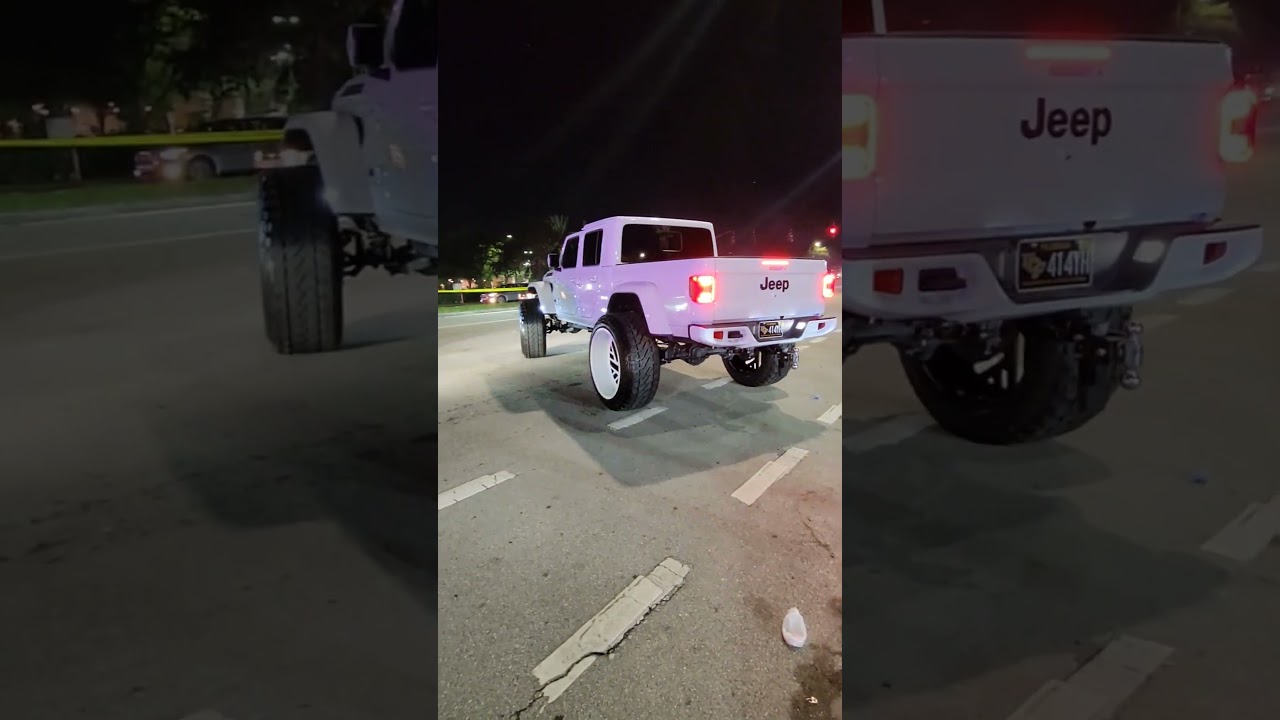 Jeep Gladiator on Color Matched Big Wheels!