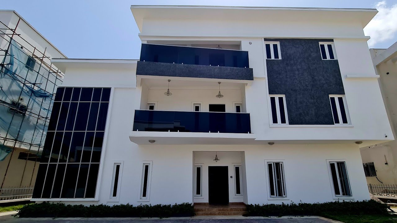 6 Bedroom House In OSAPA LEKKI - N380m ONLY!!! (SOLD) 