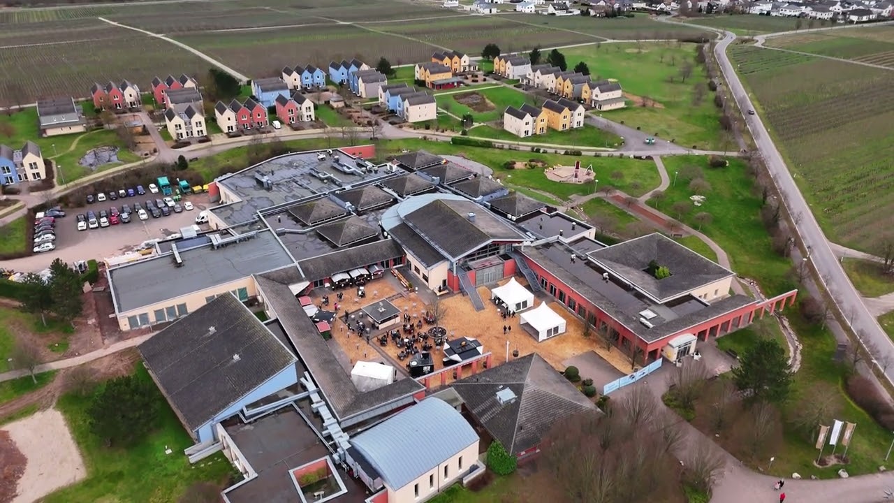 DJI Air 3: Eurostrand-Leiwen/Mosel 18.02.2024