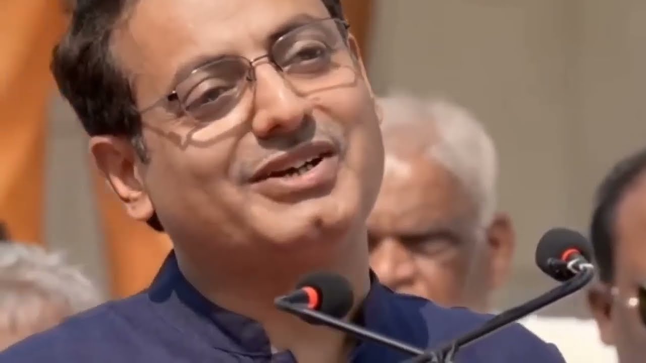 चमारों की गली अदम गोंडवी Chamaro Ki Gali Adam Gondvi जब काला बना राष्ट्रपति Jab Kala Bana Rastrapati