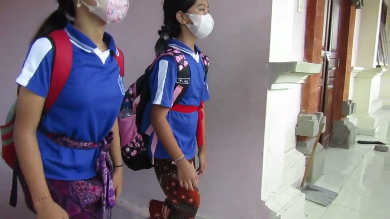 Pendidikan Karakter Berbasis Kearifan Lokal Melajah Sambil Meplalian SDN 1 DAJAN PEKEN