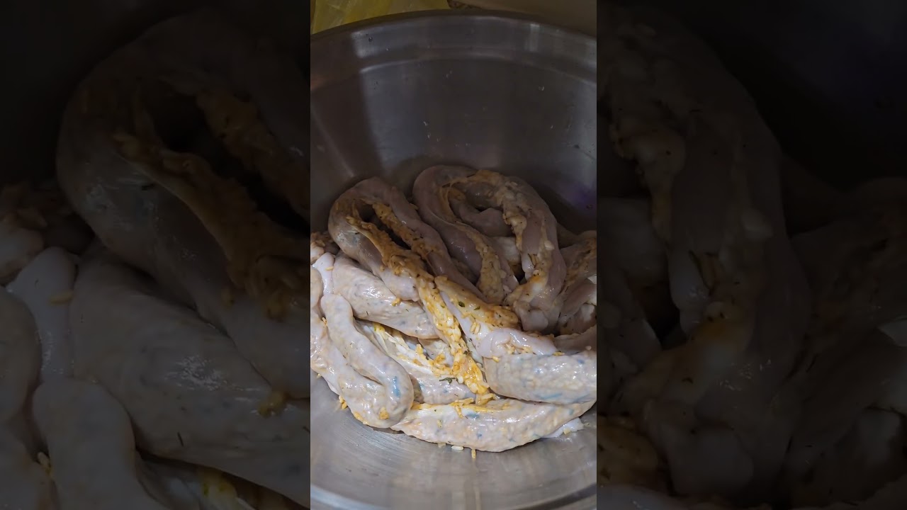 comida arabe super deliciosa. mombar (tripa egipcia) 