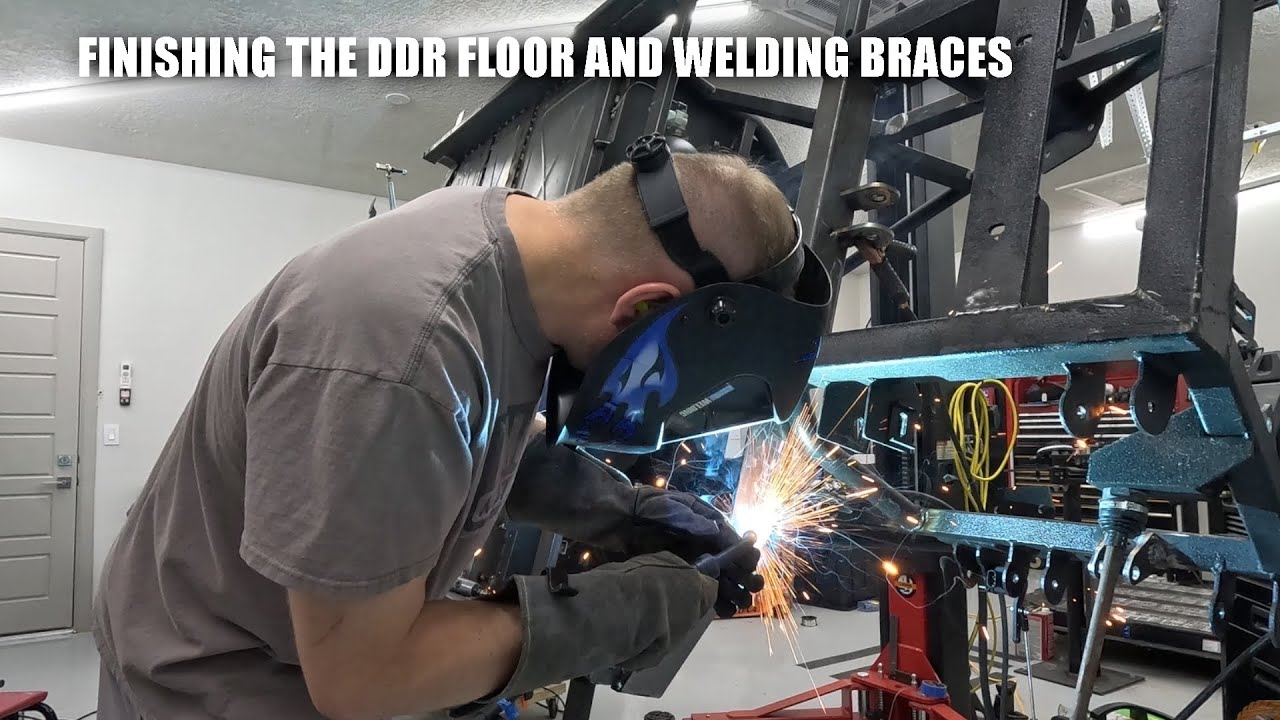 finishing out the floor pan on the DDR