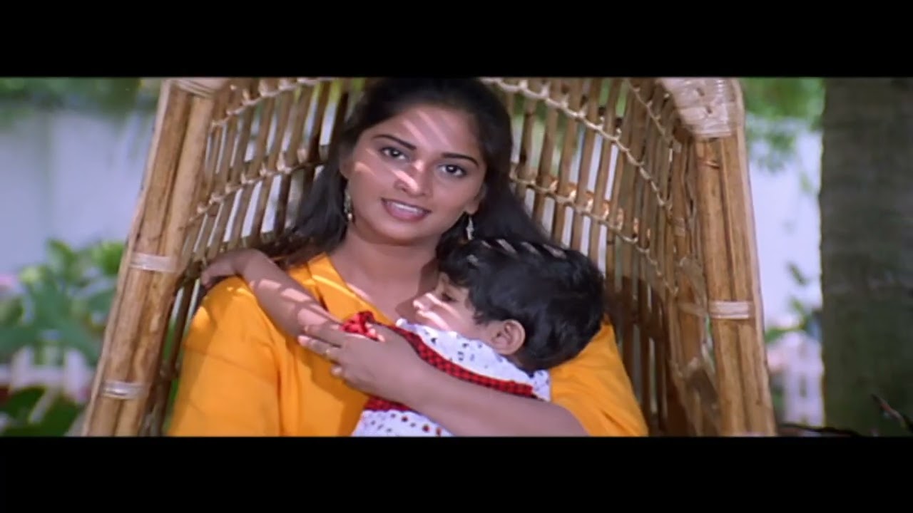 Aniyathi Pravinu | Aniyathipraavu | Evergreen Film Song | K. S. Chithra | Shalini | Kunchacko Boban