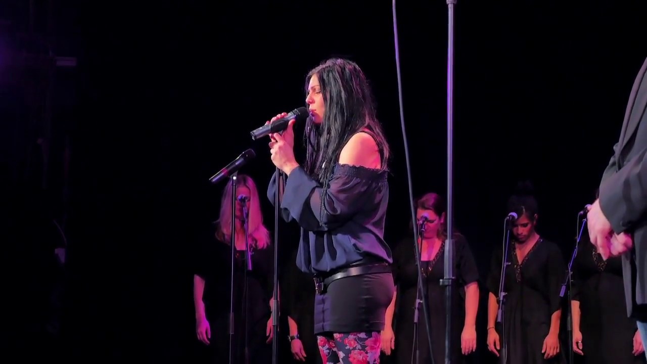 Favorhythm Gospel Singers - The Rose