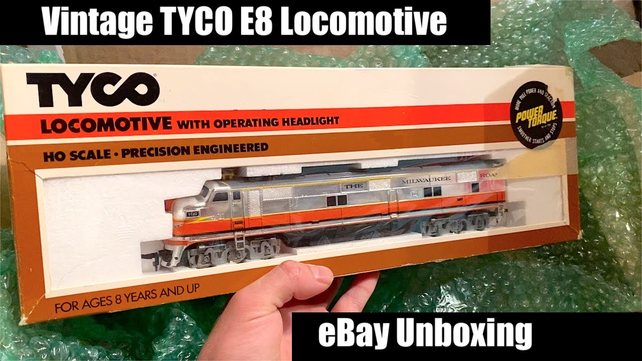 Vintage TYCO Milwaukee Road E8 Locomotive - eBay Unboxing