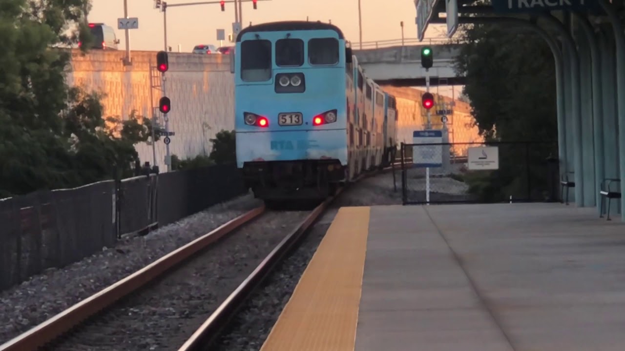 Railfanning @Boynton Beach station with Tri-Rail and Amtrak trains