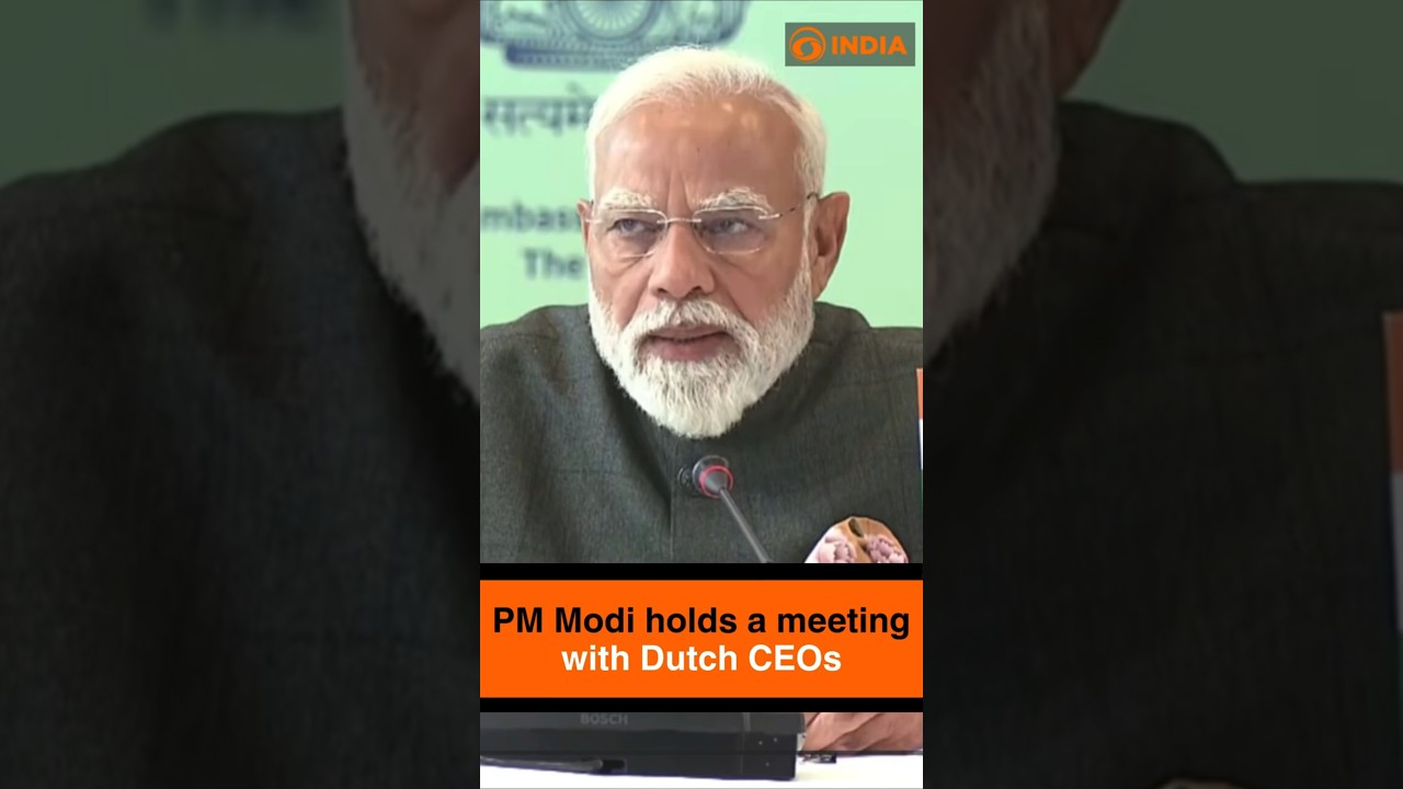 PM Modi holds a meeting with Dutch CEOs