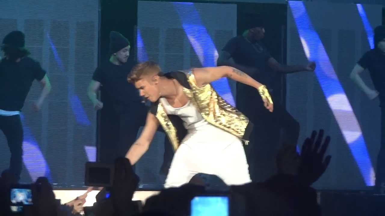 Justin Bieber - One Time,Eenie Meenie,Somebody to Love - Believe Tour ~ Belgium , Antwerp, 10-04-13