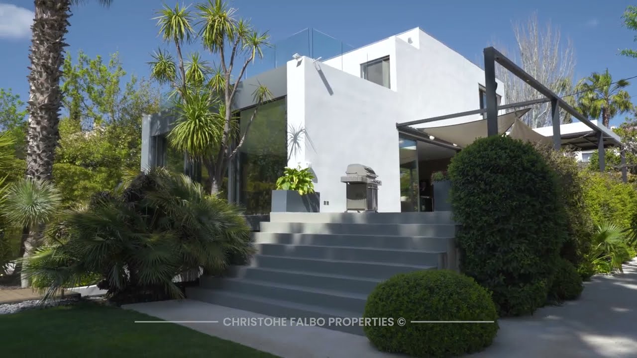 Marseille 8ème Villa contemporaine domaine sécurisé