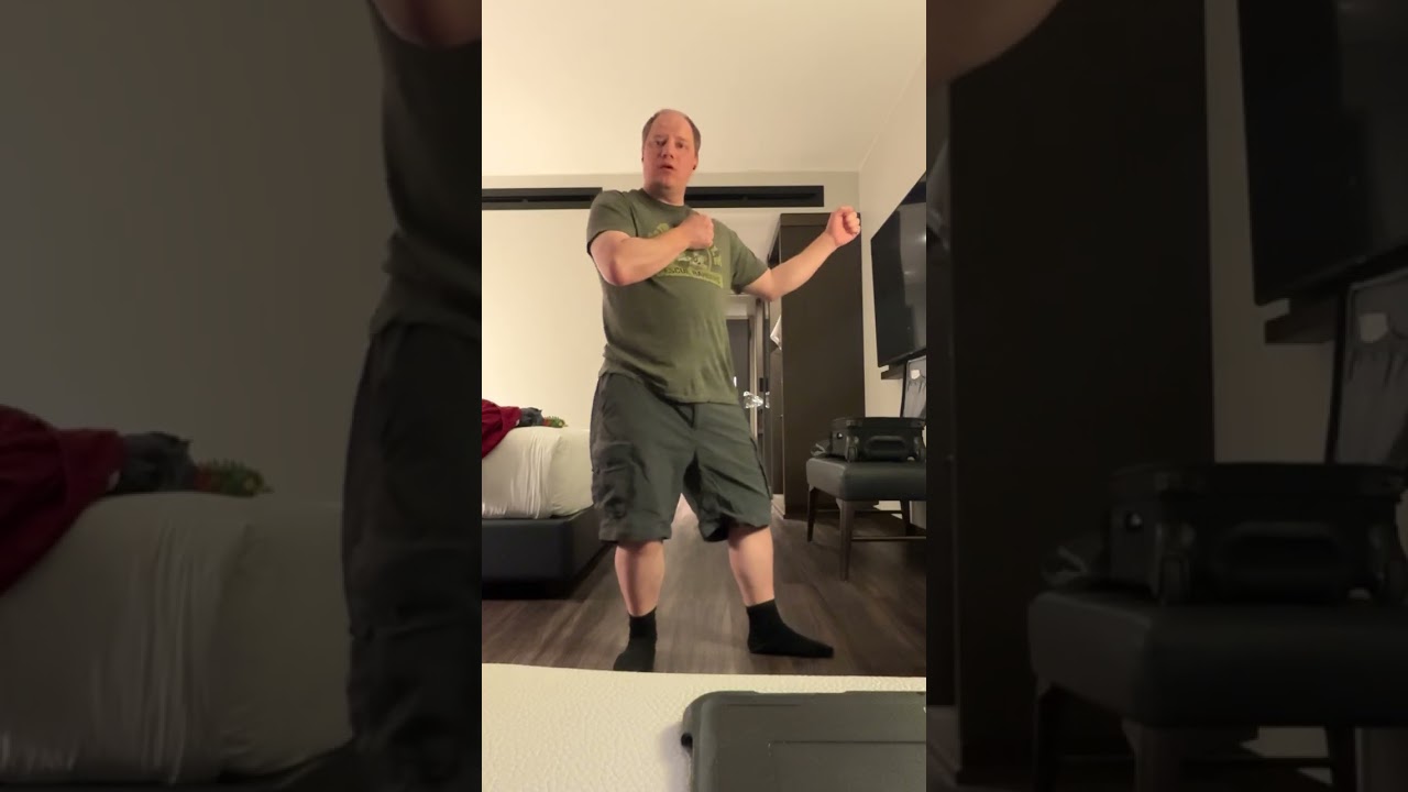 Basic fighting stance and movement 
