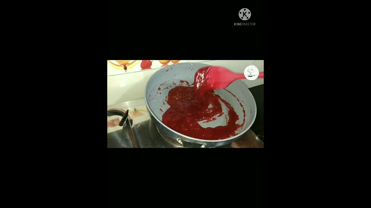 STRAWBERRY KHEER|#SHORTS|INAAYA'S KITCHEN ❤️❤️