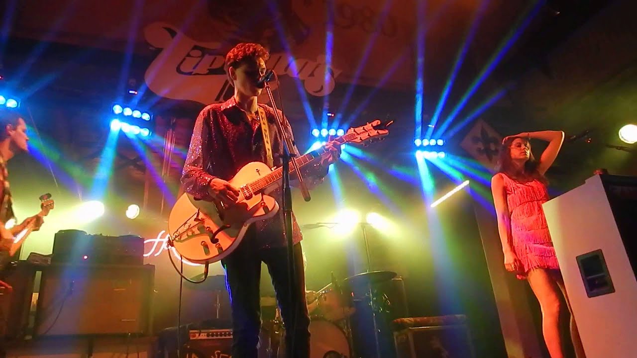 Houndmouth - Comin' Round Again live @ Tipitina's New Orleans, LA 10-1-15