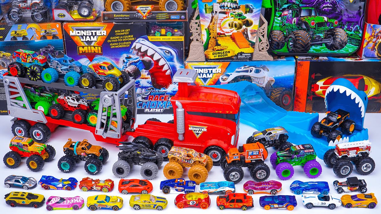Monster Jam Collection Unboxing Review | Monster Jam Champ Ramp Freestyle