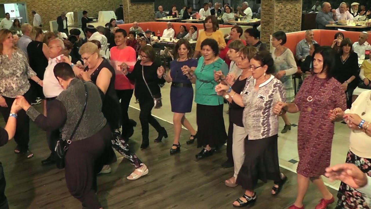 יפה יהודה בהופעה בפסטיבל תימני ים תיכוני בטבריה נובמבר 2017