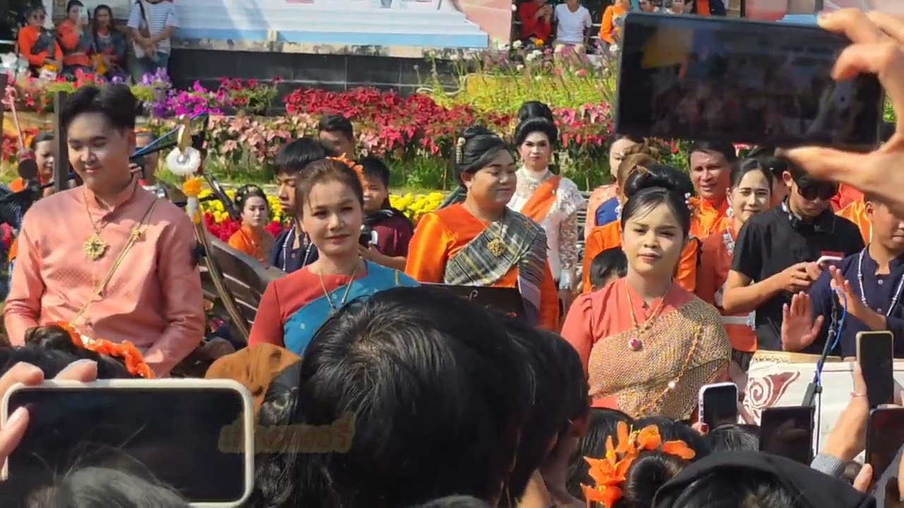 ขนลุก นาทีต่ายอรทัยร้องเพลงนี้กับพี่น้องอุดร#133ปีอุดรธานี#บวงสรวง#อุดรธานี 