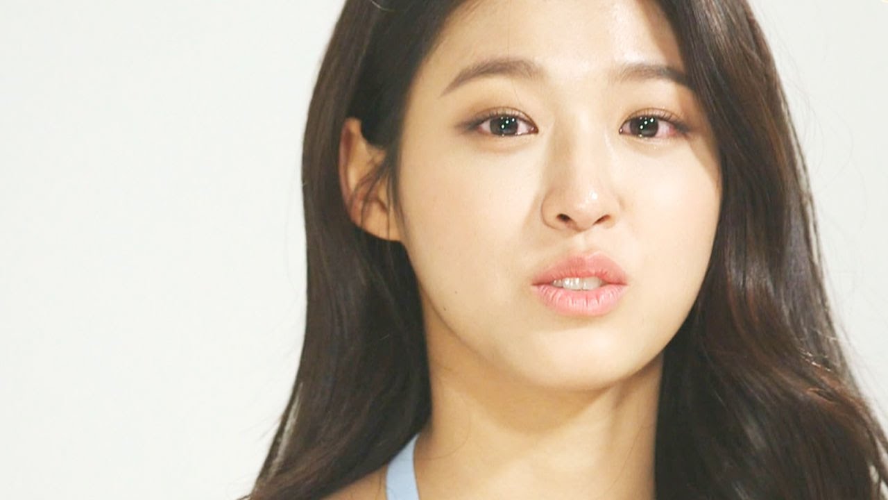 설현, 촬영 중 눈물 흘린 이유는? @한밤의 TV연예 20160203