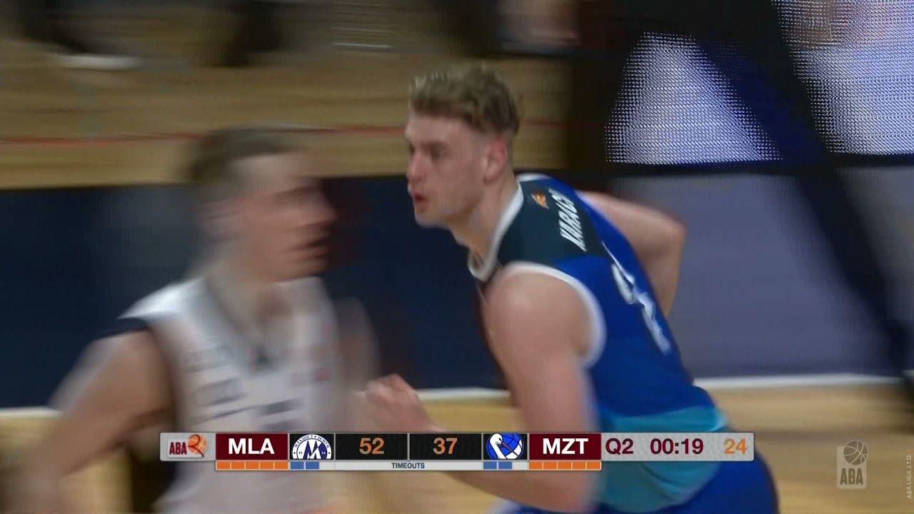 Ivan Karačić pulls off an old trick... (Mladost MaxBet - MZT Skopje Aerodrom, 20.4.2021)