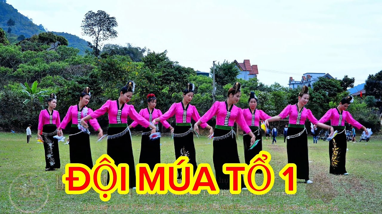 Nhóm múa tổ 1 giao lưu văn nghệ ngày mồng 6 Tết 2026