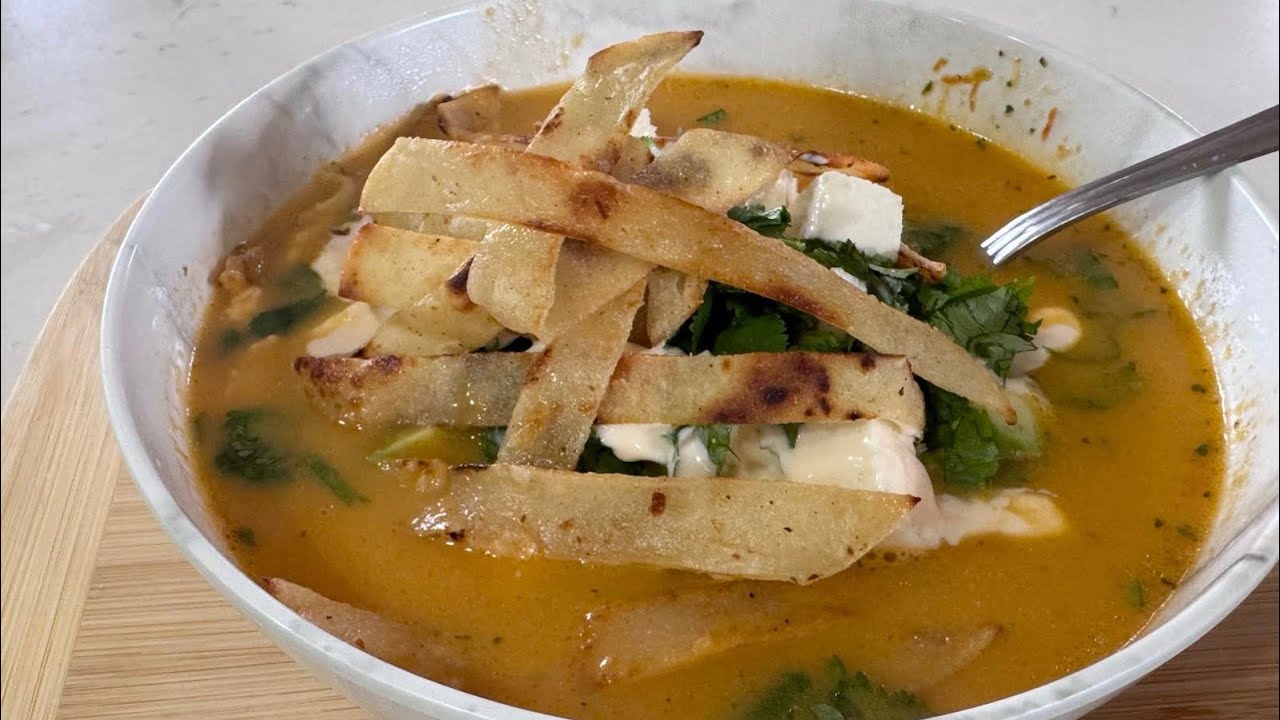 Receta fácil de la sopa de tortilla