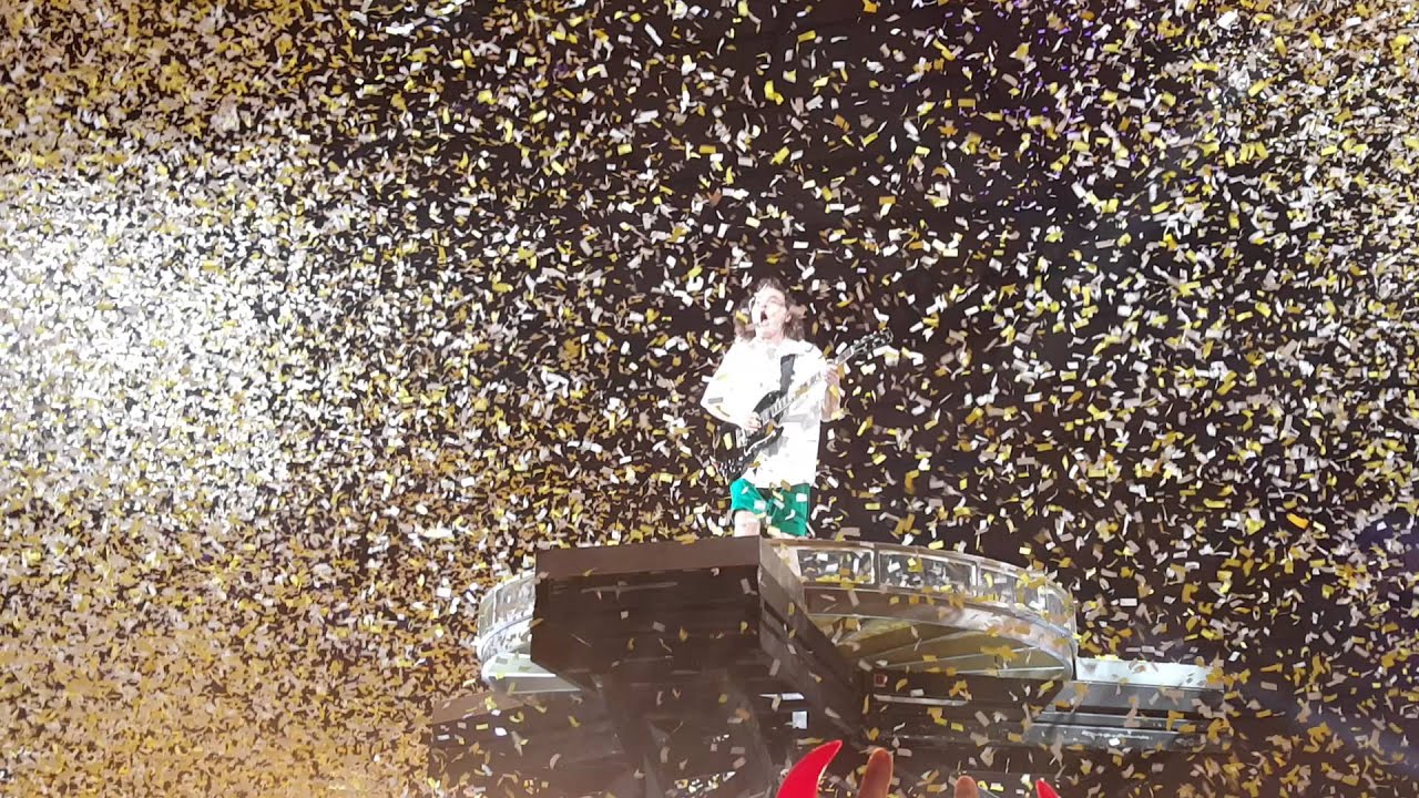AC/DC - Angus Young Solo (Tacoma Dome 2016)