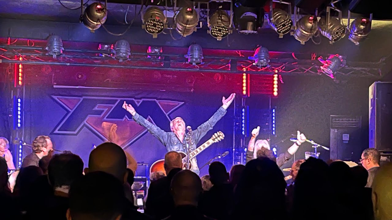 FM ‘Crack Alley’ - Live acoustic from Crauford Arms Milton Keynes March 2025