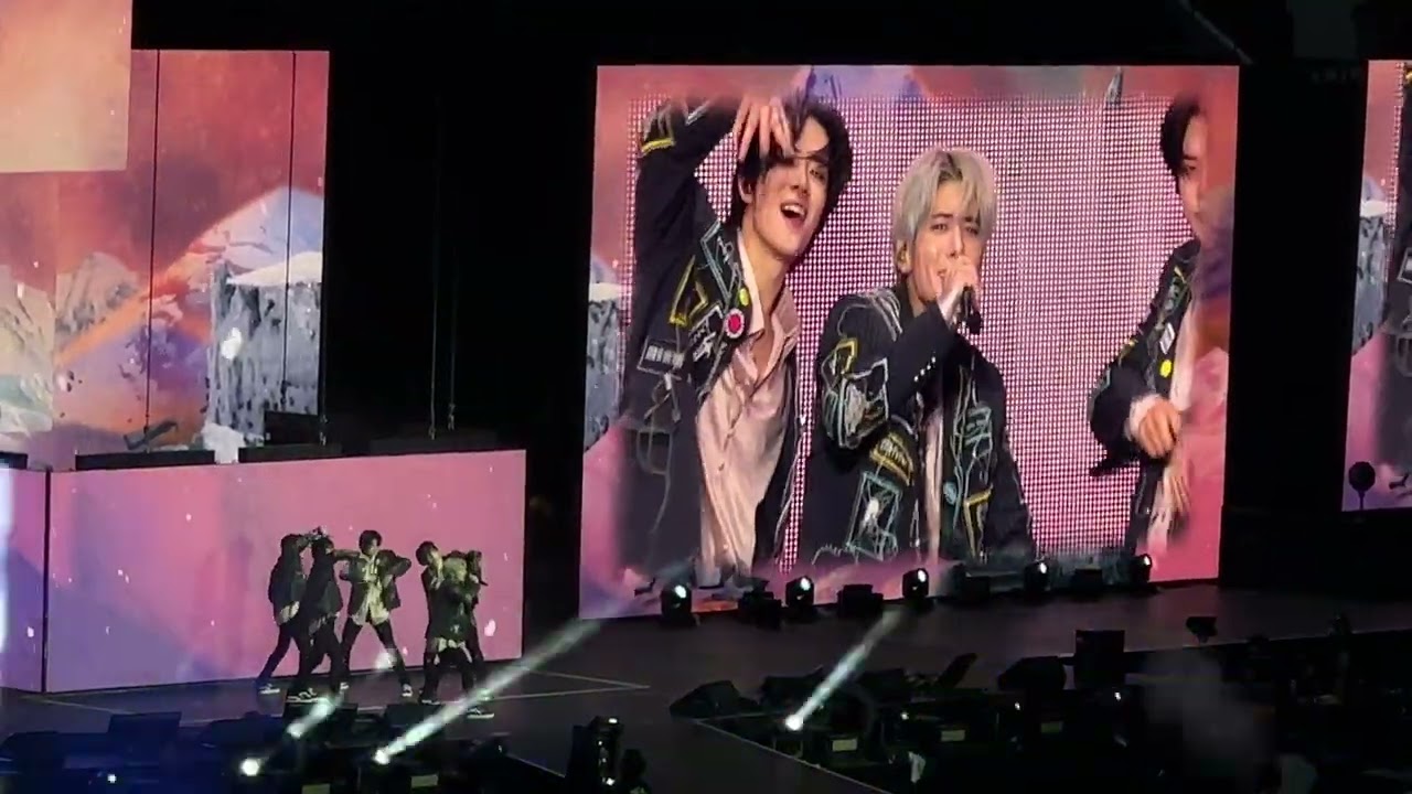4K 0x1=Lovesong (I Know I Love You) (TXT) Act: Sweet Mirage in Los Angeles 5/28/23