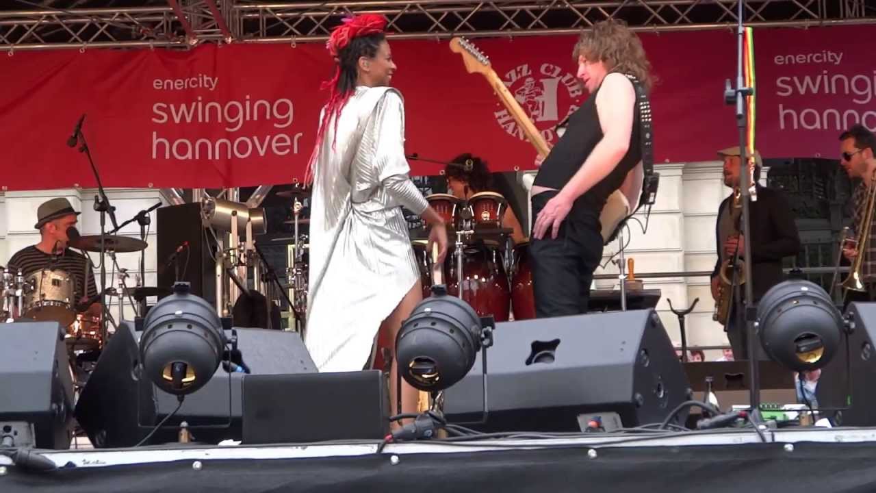 The Brand New Heavies - You Are The Universe (Live in Hannover, Germany 2013) HD