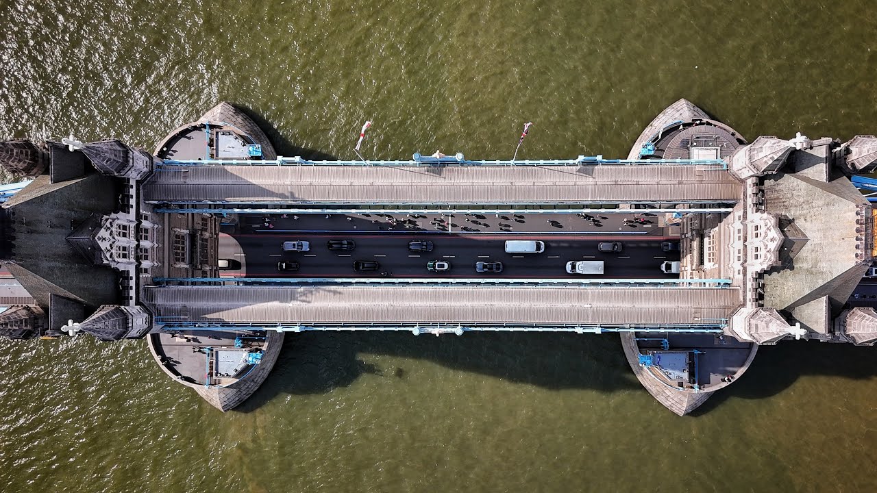 Tower Bridge & The City of London - DJI Mini 4 Pro - 4K 