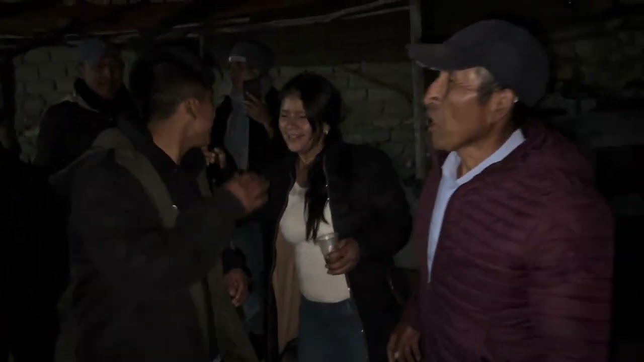 HUANDO - Familia Valencia ✨ 🎊RUDY VALENCIA⭐️ 🎉Feliz Cumplea&ntilde;os 🎉🎁🎂 HUANCAVELICA