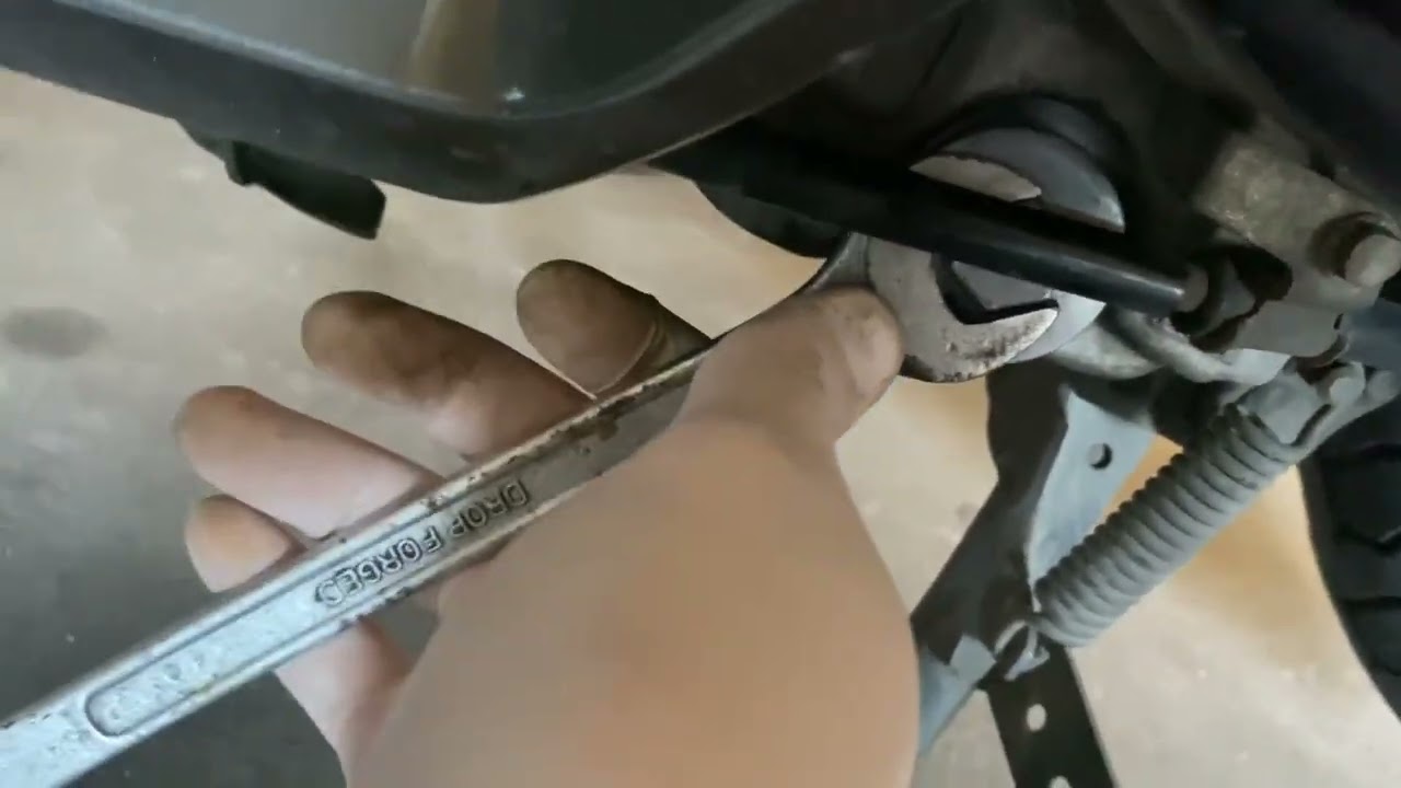 Troca de óleo e limpeza filtro moto pcx honda rápido fácil simples