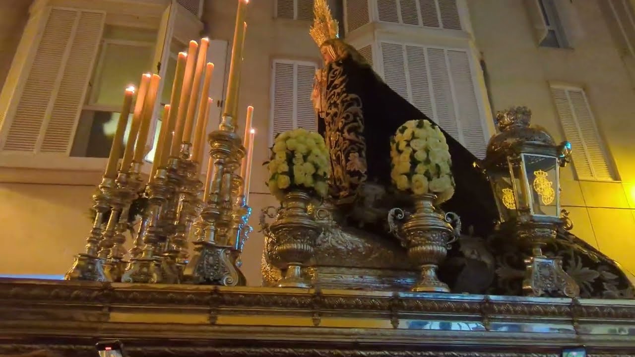 VIERNES DE DOLORES MÁLAGA 2025. Traslado de Expiración. Virgen de los Dolores con 'Saeta Cordobesa'